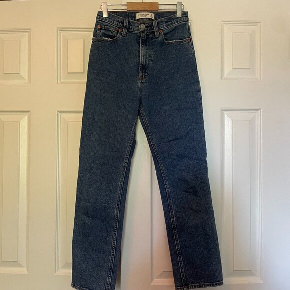 Abercrombie & Fitch Ankle Straight Ultra High Rise Jeans – Size 25 – Medium Wash - Picture 1 of 4